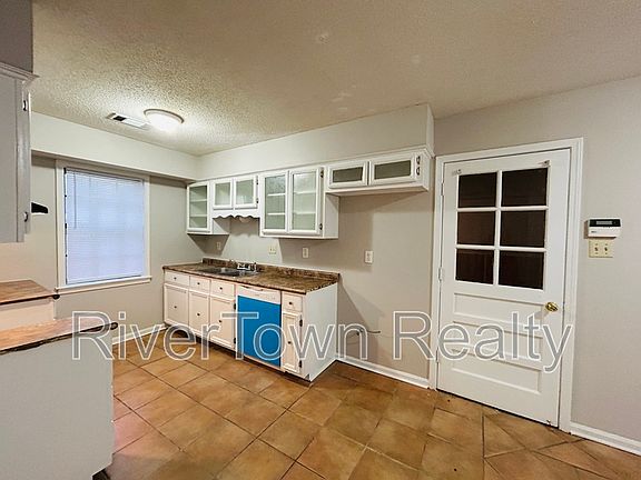 4th image of 6793 Seven Valley Dr