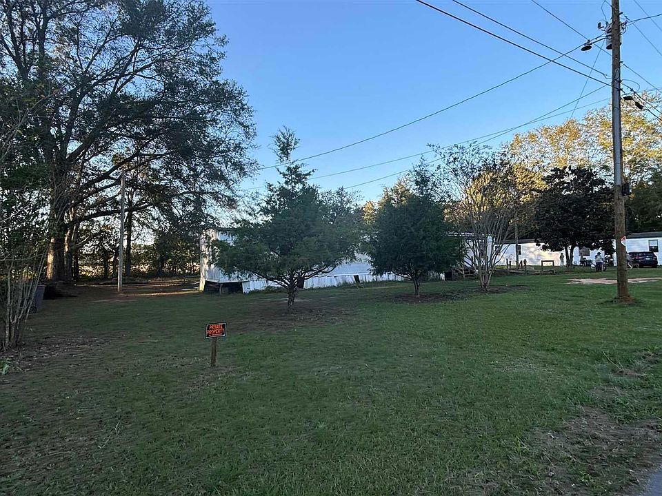 1st image of 3984B McCutchin Dr