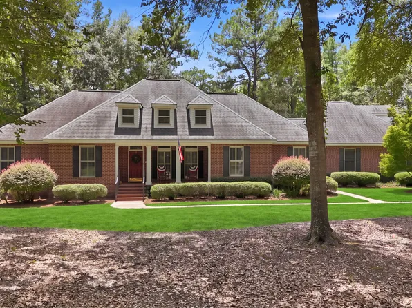 399 Creekside Cv, Statesboro, GA 30461