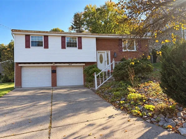 302 Castle Dr, West Mifflin, PA 15122