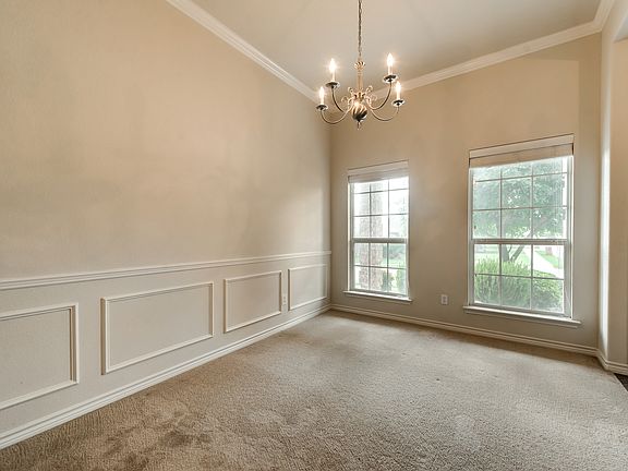 5th image of 1422 Audobon Ln