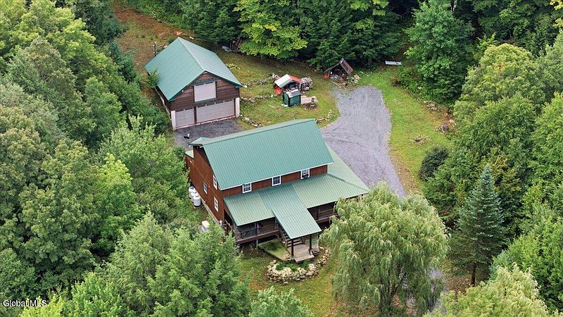 4th image of 390 Eddy Road