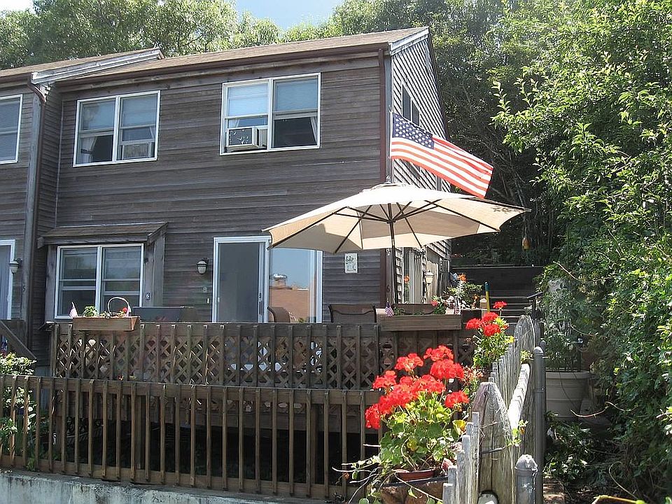 1st image of 34 Winslow St #6