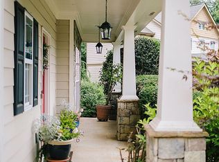 735 Larry Ln, Winder, GA 30680