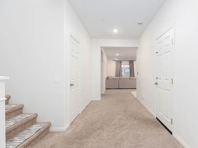 27035 Kodiak Ct — Photo 8