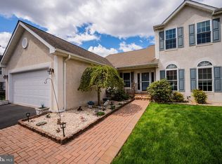 35 Palo Ln, Newark, DE 19702