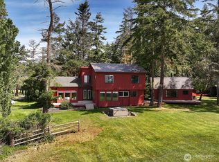 1261 Arnold Rd, Oak Harbor, WA 98277