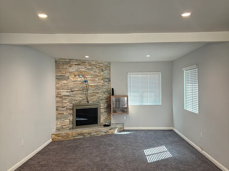 Rockway Dr — Photo 5