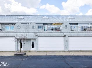 36 Evergreen Dr, Harrison Township, MI 48045