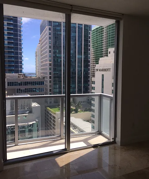 1060 Brickell Ave #1901 — Photo 4