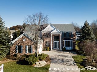 170 Donnybrook Ct NE, Ada, MI 49301