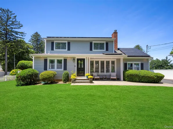 19 Alyssum Avenue, Huntington, NY 11743