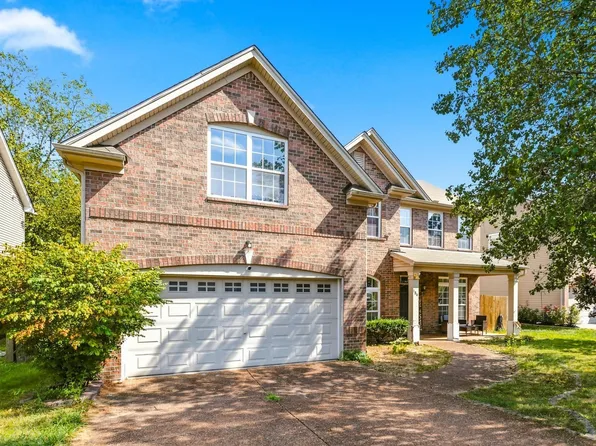 106 Sorrel Ct, Hendersonville, TN 37075
