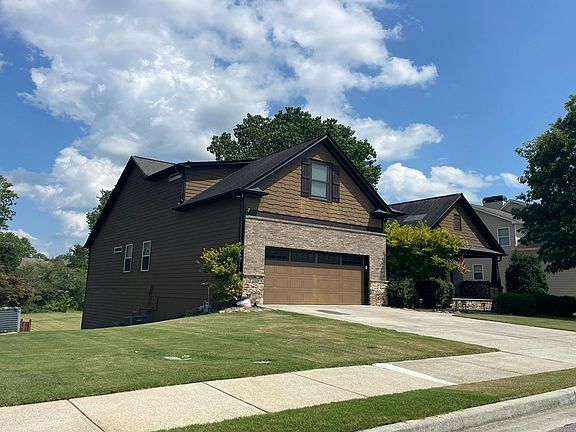 3rd image of 6216 Brookshire Ct