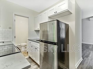 5625 Sprague St, Philadelphia, PA