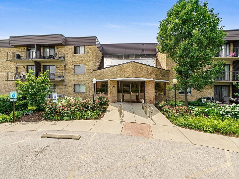 1st image of 5550 Astor Ln APT 223