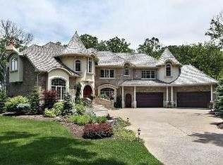 2320 Riverwoods Rd, Riverwoods, IL 60015