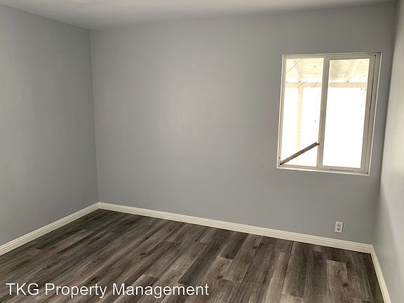 5th image of 888 S Anaheim Blvd APT 2