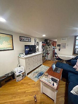 5th image of 126 E 7th St APT 4B