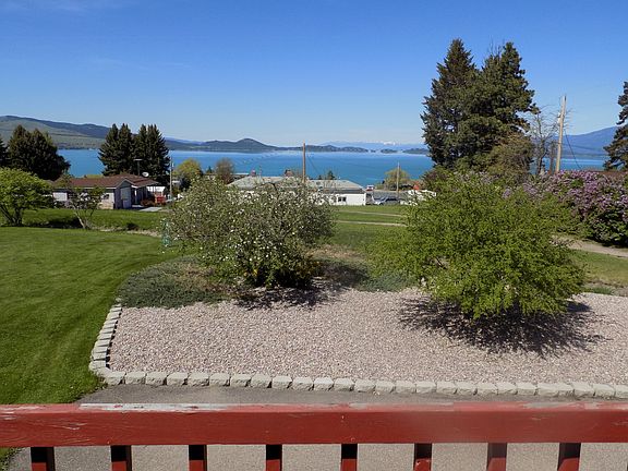 3rd image of 1309 Hillcrest Dr #2