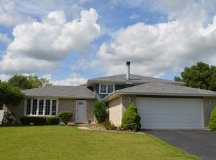 1314 Prodehl Dr, Lockport, IL 60441