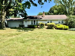 4670 Middletown Rd E, New Middletown, OH 44442