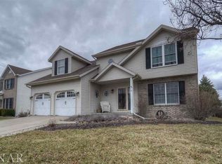 3 Hayloft Rd, Bloomington, IL 61704