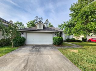 1481 Walnut Creek Dr, Fleming Island, FL 32003