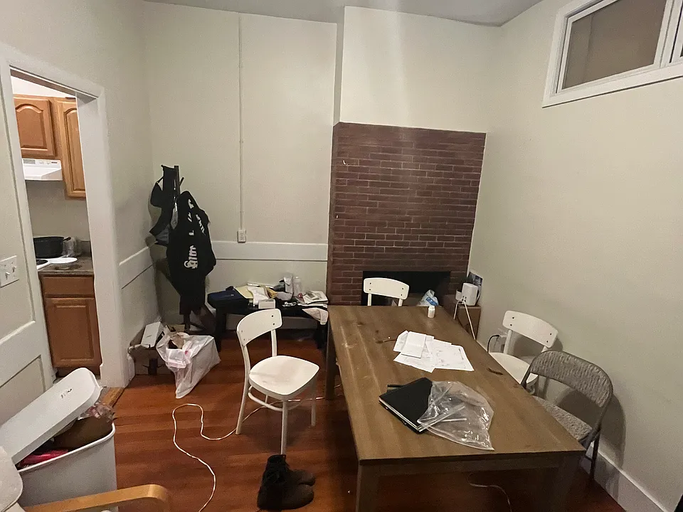 41 Bay State Rd #4R