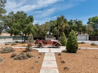 9384 N Fowler Ave, Clovis, CA 93619