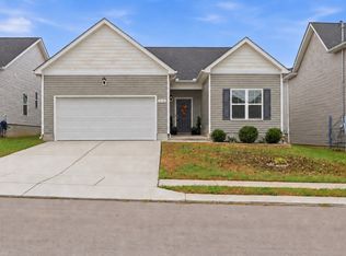 210 Triple Crown Ct, Shelbyville, TN 37160