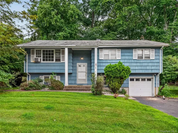 794 Brookridge Drive, Valley Cottage, NY 10989