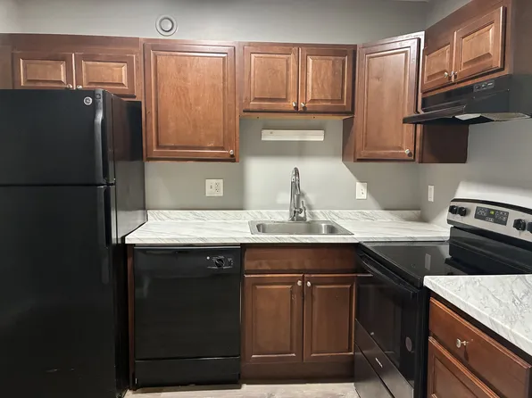 301 Main St, Southbridge, MA