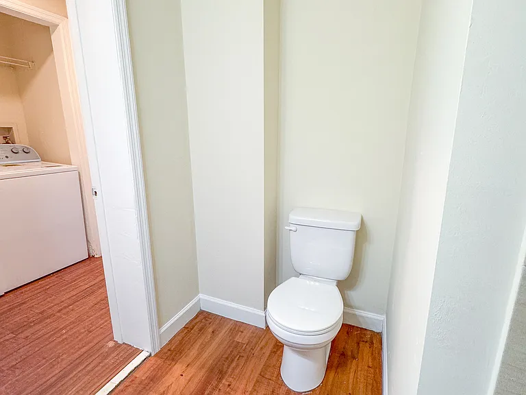 1601 Airport Dr — Photo 13