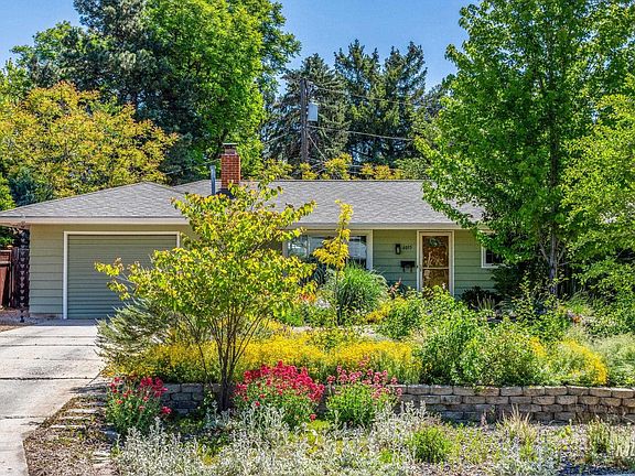 4th image of 6015 W Poplar Dr