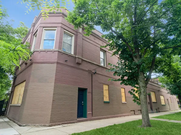 3659 W Palmer St, Chicago, IL 60647
