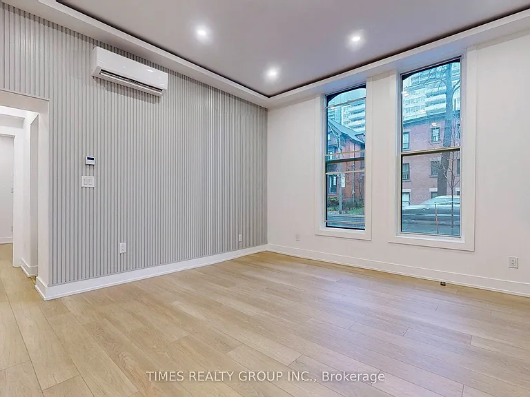 71 Gloucester St — Photo 10