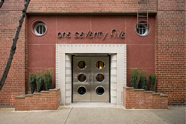 Sold by Stribling | media 7