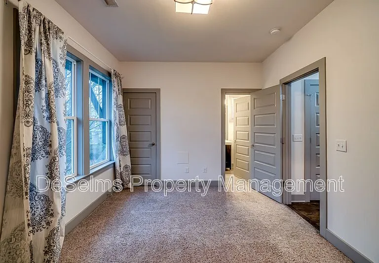 917B Spain Ave — Photo 20