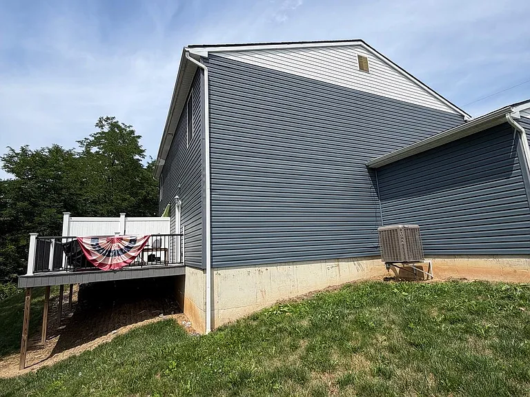 200 N Hummel St — Photo 3