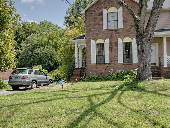 3rd image of 4823 Catskill Dr