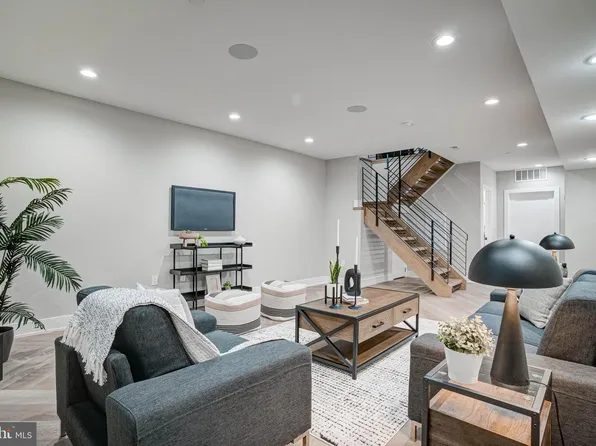 2616 S 18th St Unit 22, Philadelphia, PA 19145