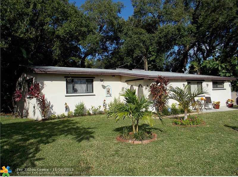 1st image of 1437 SW 19th Ave