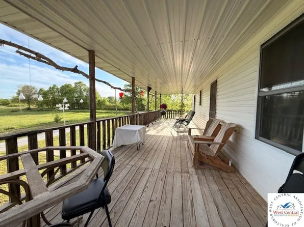 10496 Soles Rd, Windsor, MO 65360