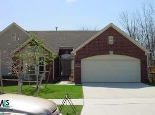 40698 Lenox Park, Novi, MI 48377