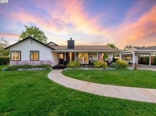 1027 Rose Ave, Pleasanton, CA 94566