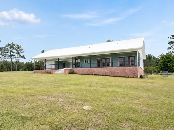 2828 Summer Cir, Donalsonville, GA 39845