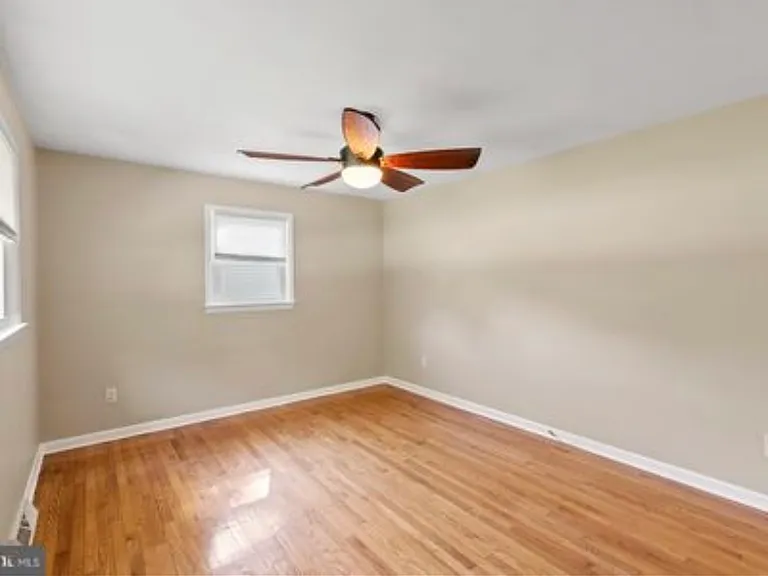 25 Glenwood Ave #A — Photo 8