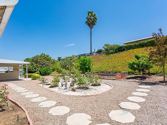 5th image of 16445 Bernardo Oaks Dr