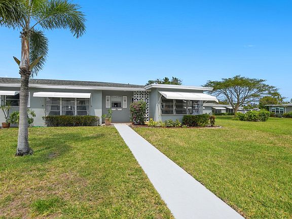 4th image of 805 South Drive #D